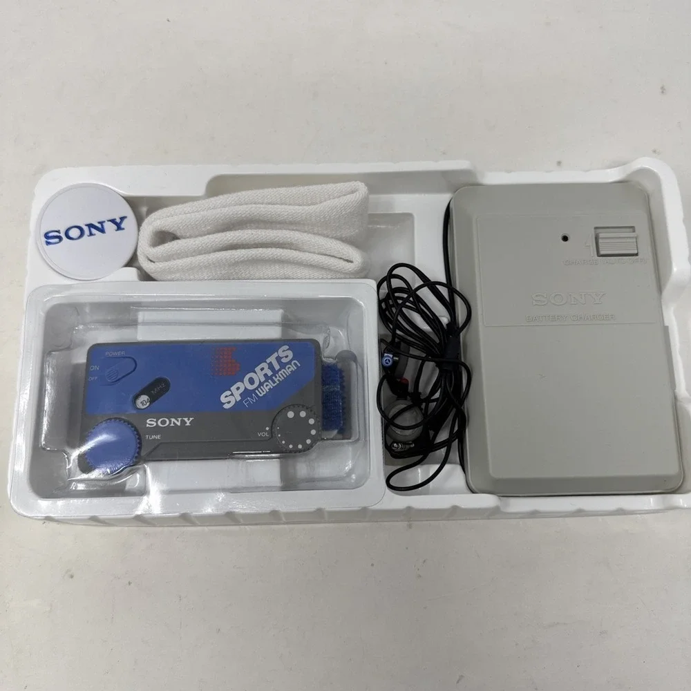 Sony Sports FM Walkman Sportsband SRF-F1 Water Resistant Complete In‎ Box New